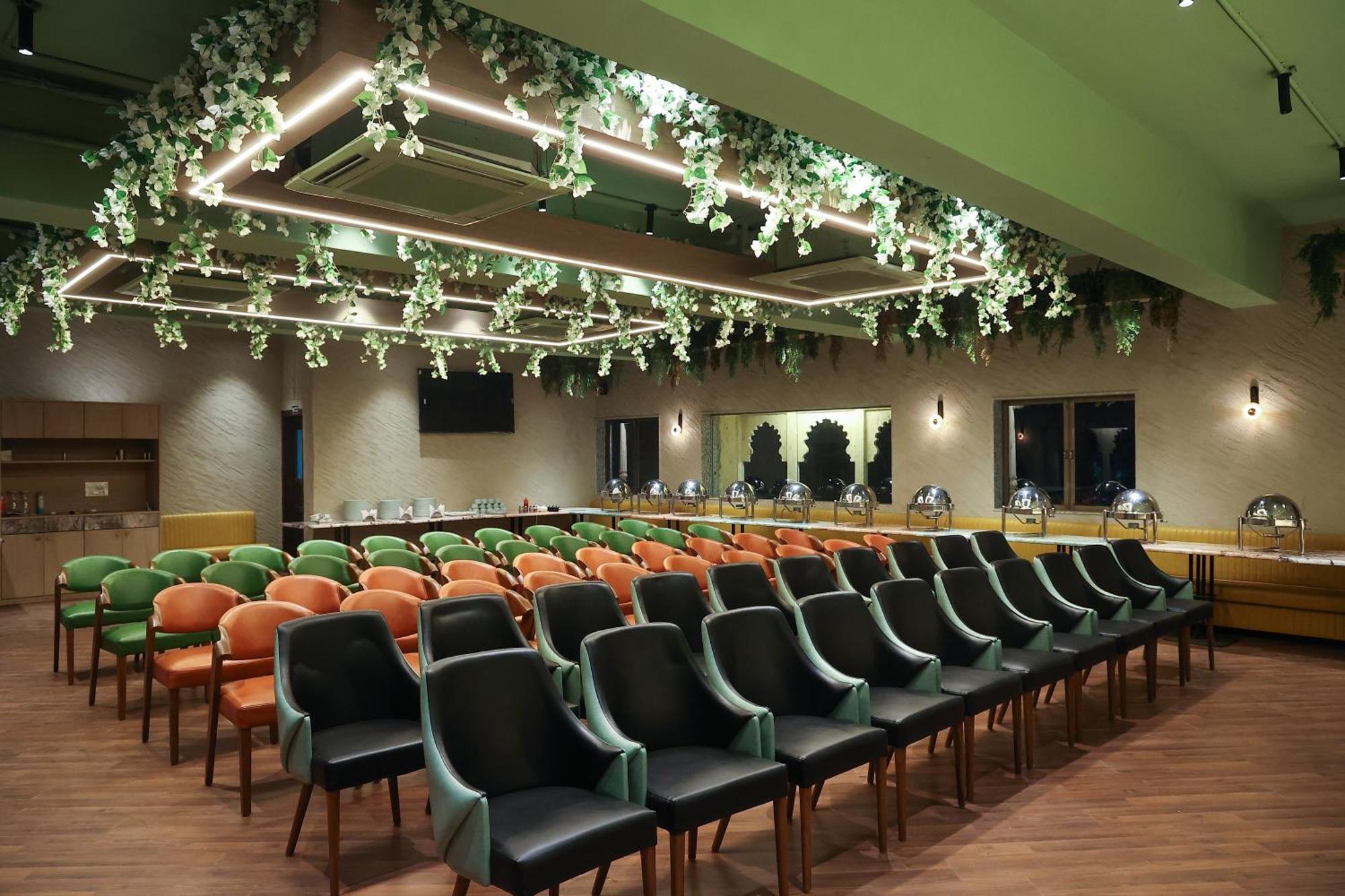 Hotel Gautam Lonavla Zewnętrze zdjęcie